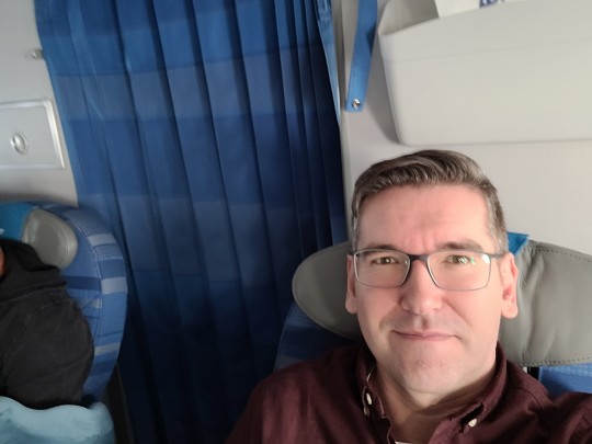 A függöny és ami mögötte van.