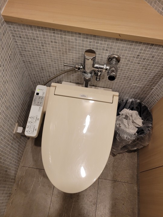 Kedvezmény, ami mégsem az + látszólagos gyomorpanaszok