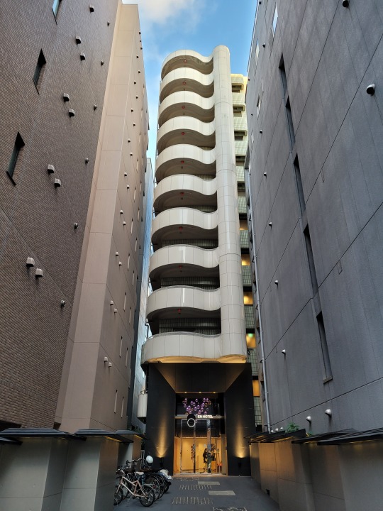 Hotelünk kívülről.