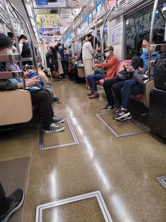 Nem, nem most mostak fel. Ilyen.